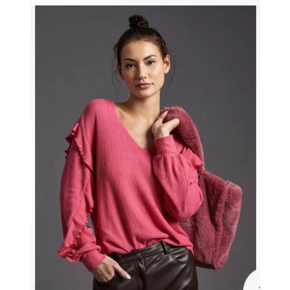 PILCRO ANTHROPOLOGIE ruffle waffle v neck top - size SMALL S